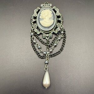Lady Cameo Cabochon on Gum Metal Dangle Pendant